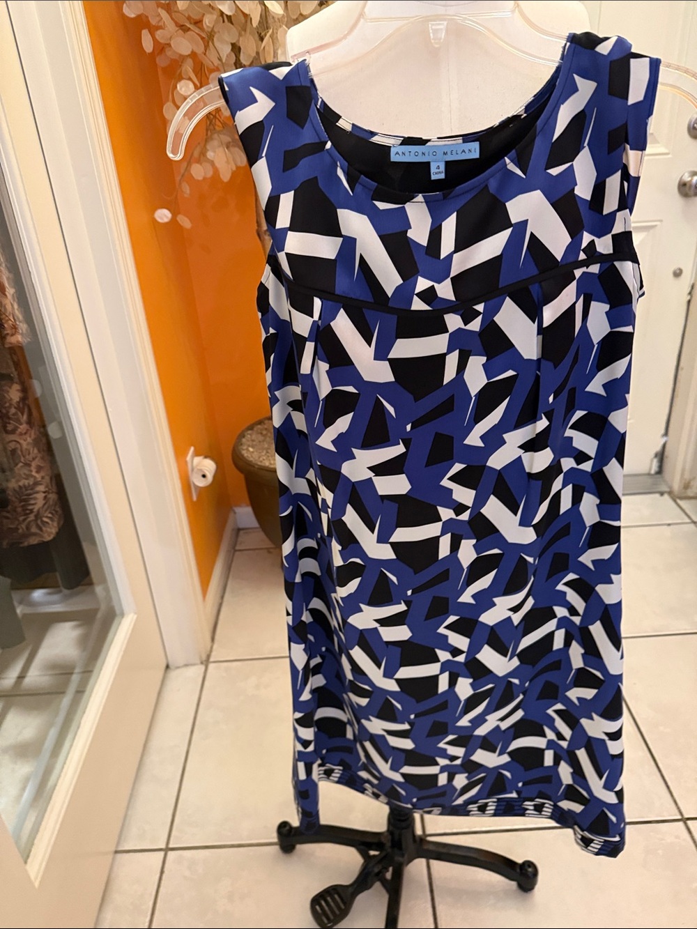 Dress Subcategory Identification
